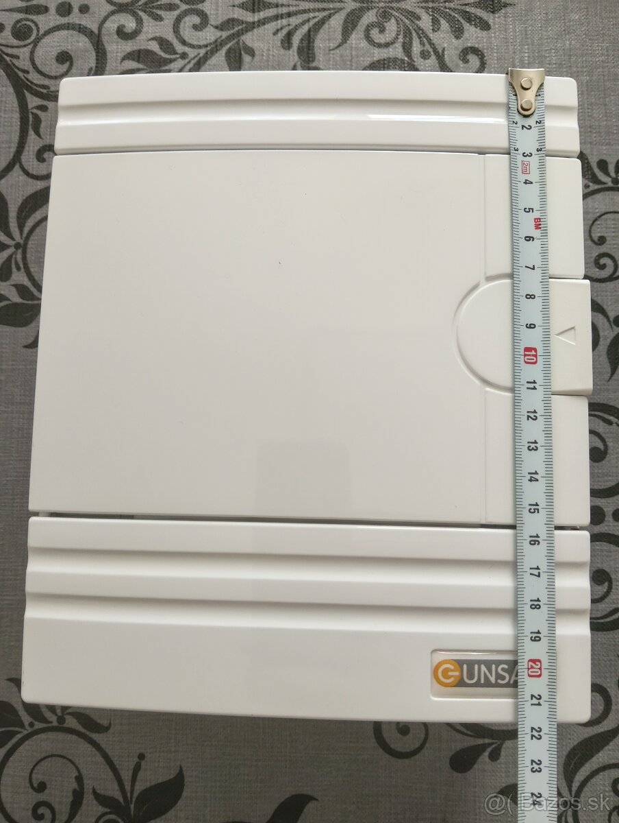 Rozvodná skriňa na stenu - 6 modulov - 3