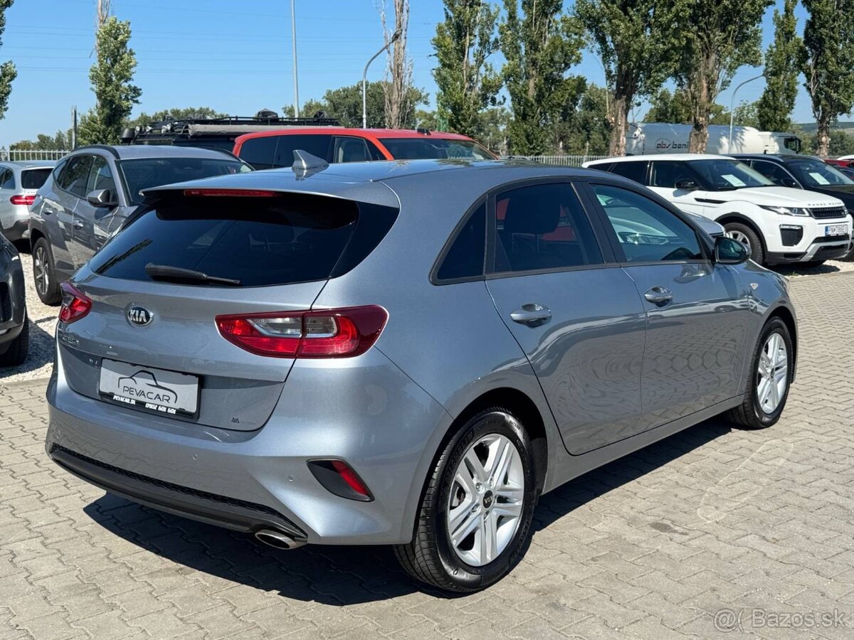 Kia Ceed 1.0 T-GDi Silver - 3