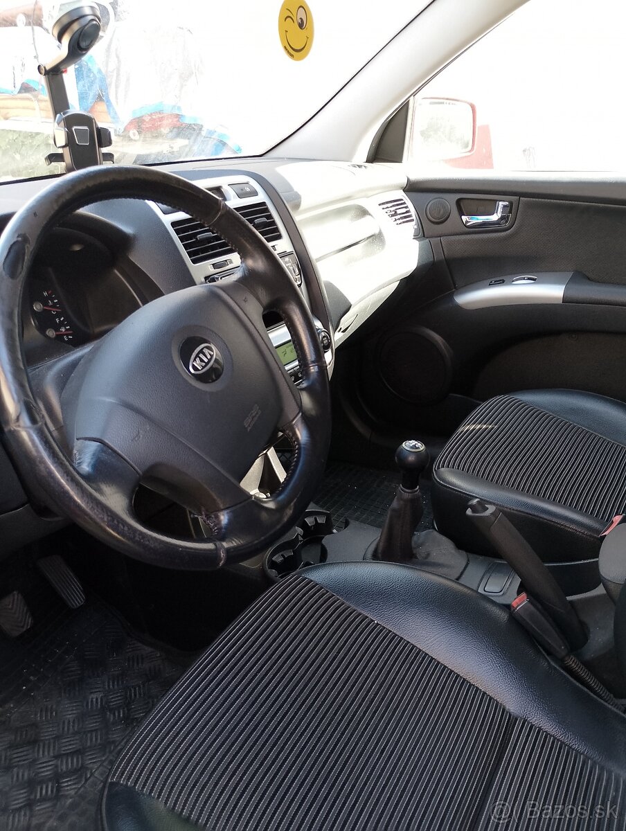 Predám Kia Sportage 4x4 - 3