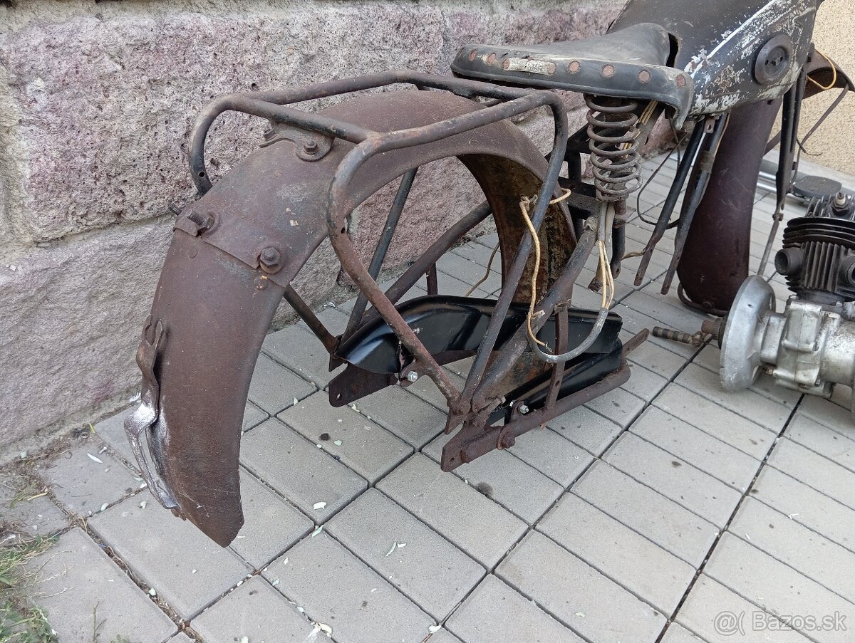 Predám motocykel NSU 200 ZDB asi rok 1938-39 - 3