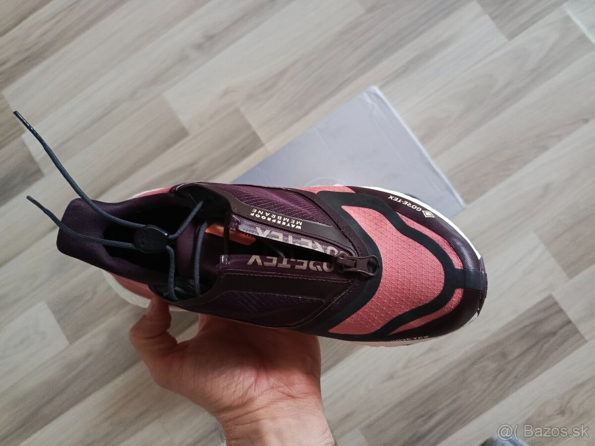 Adidas ULTRABOOST 22 GTX W damska bezecka obuv veľkosť 37,5 - 3