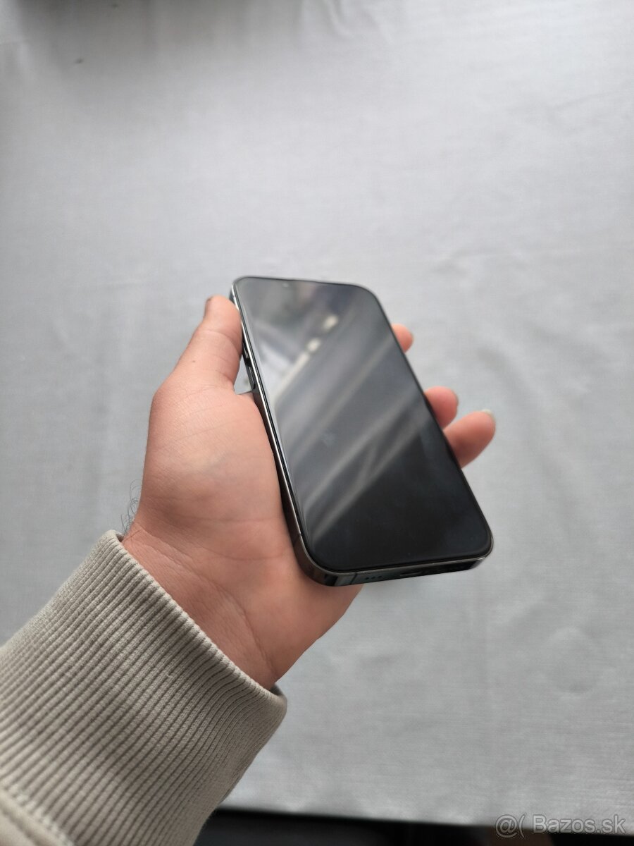 iPhone 13 Pro 128GB Graphite - 3