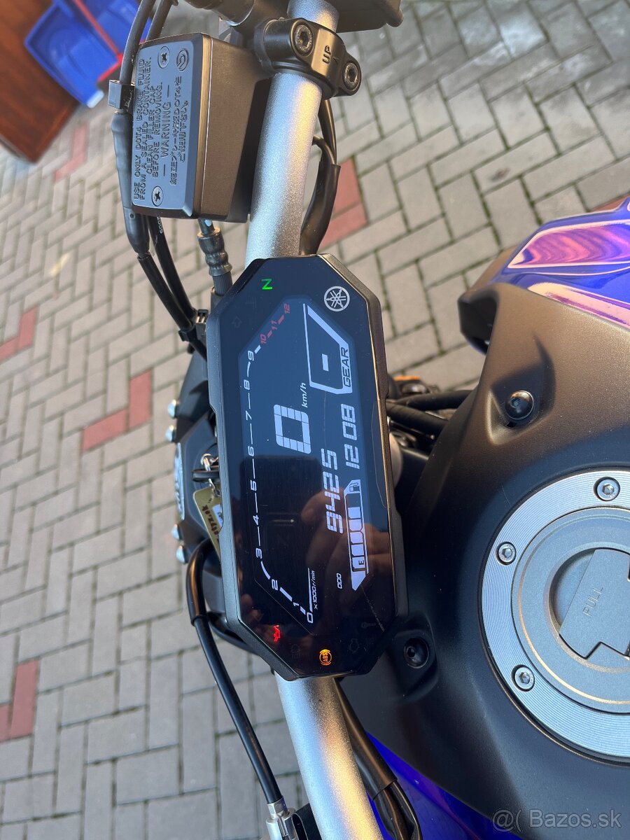 Yamaha MT 07 - 3