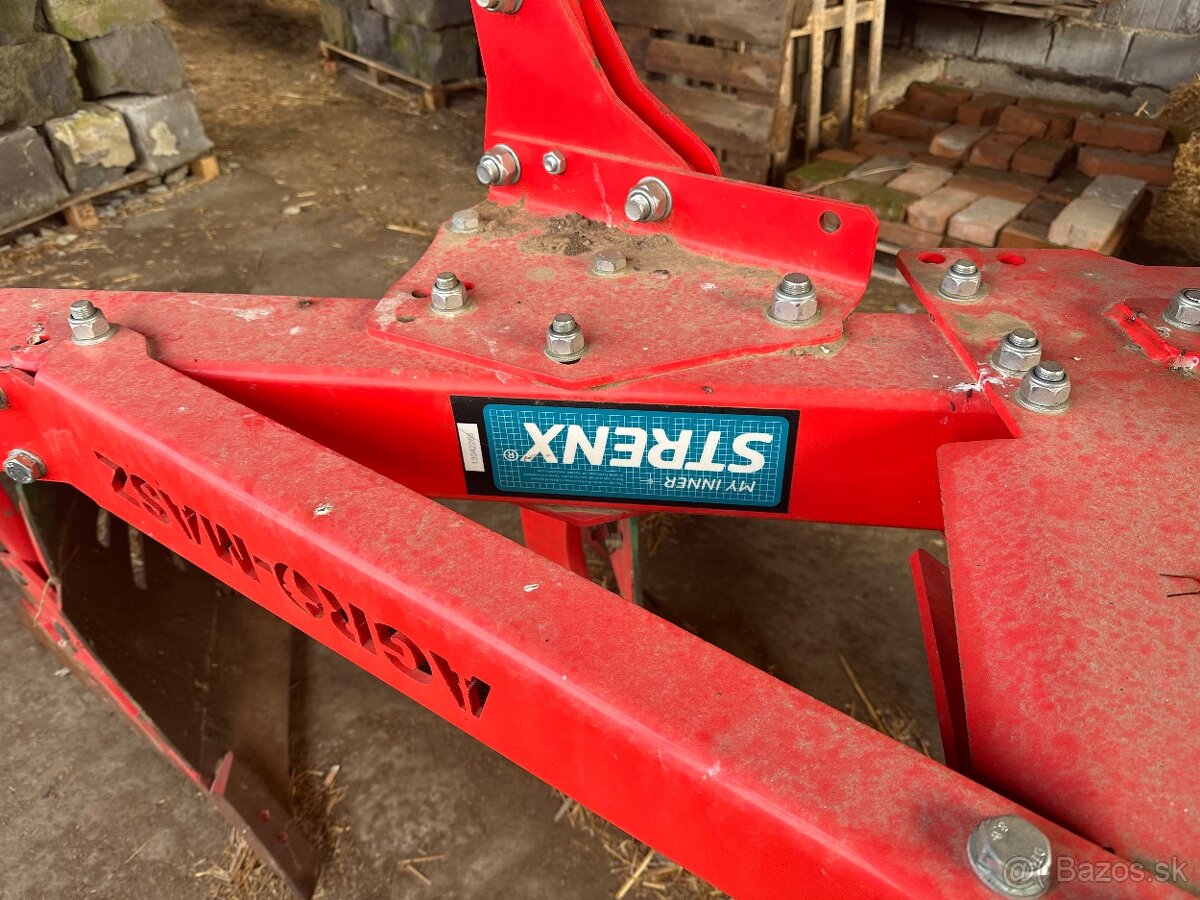 Predám pluh 4 radlicny - 3