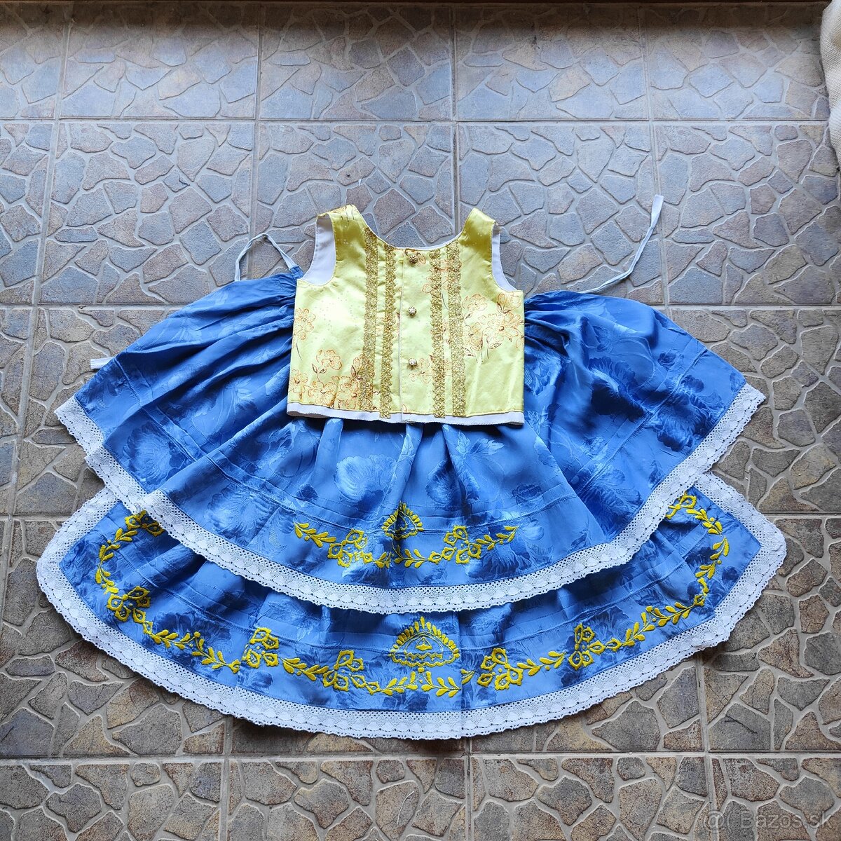 Piešťany kroj detský - 3