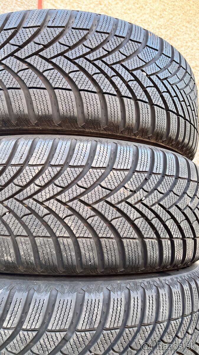 Sada pneu 225/55 r17 - 3
