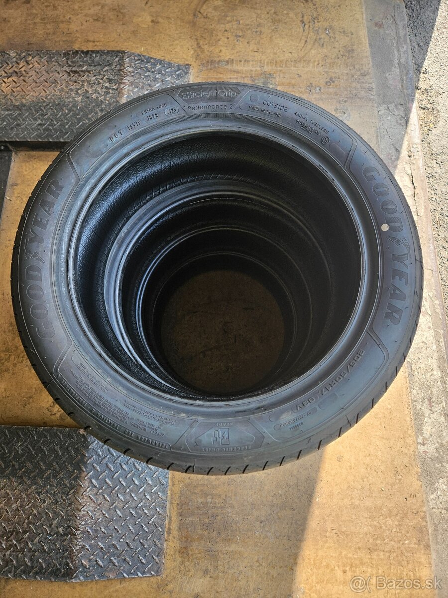 205/50 R 17 GOODYEAR LETNÉ N O V É - 3