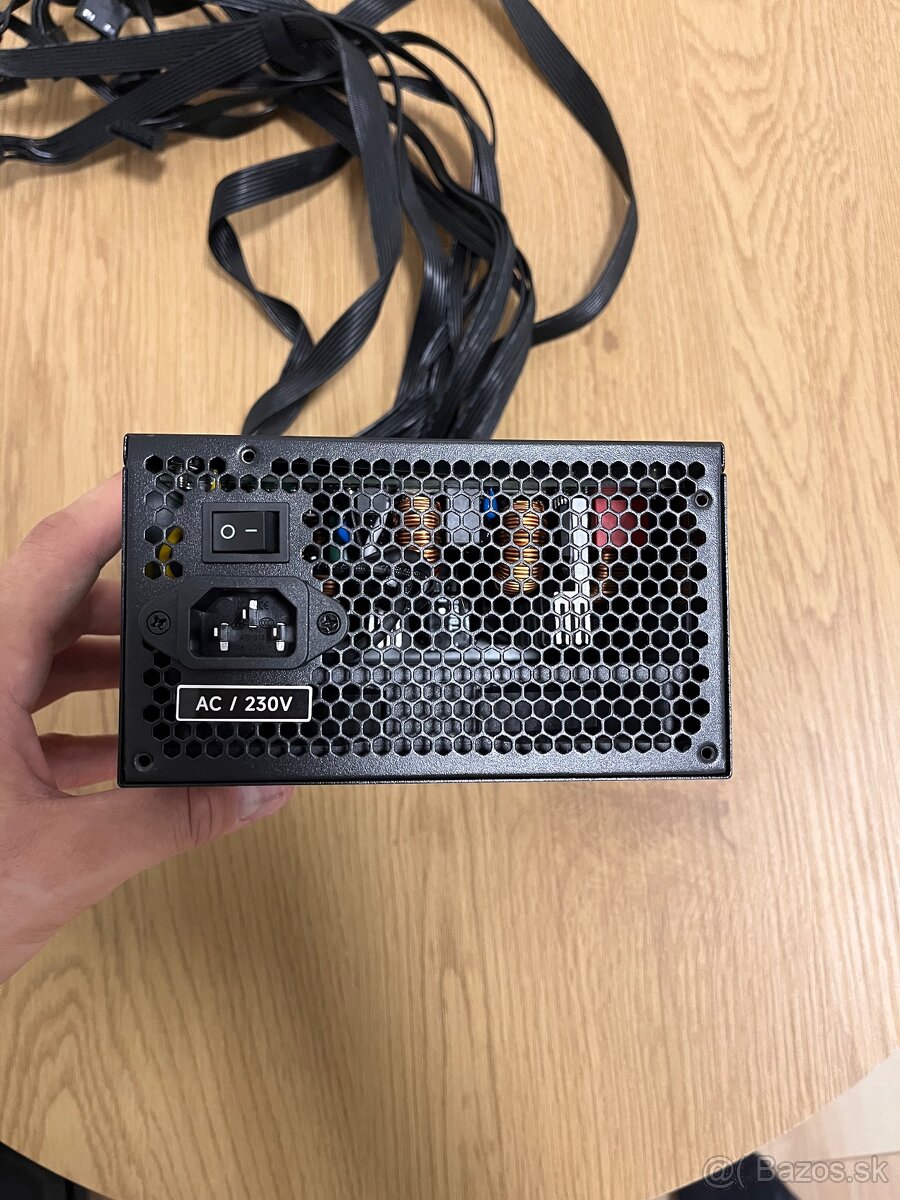 Banit Zdroj 850w - 3
