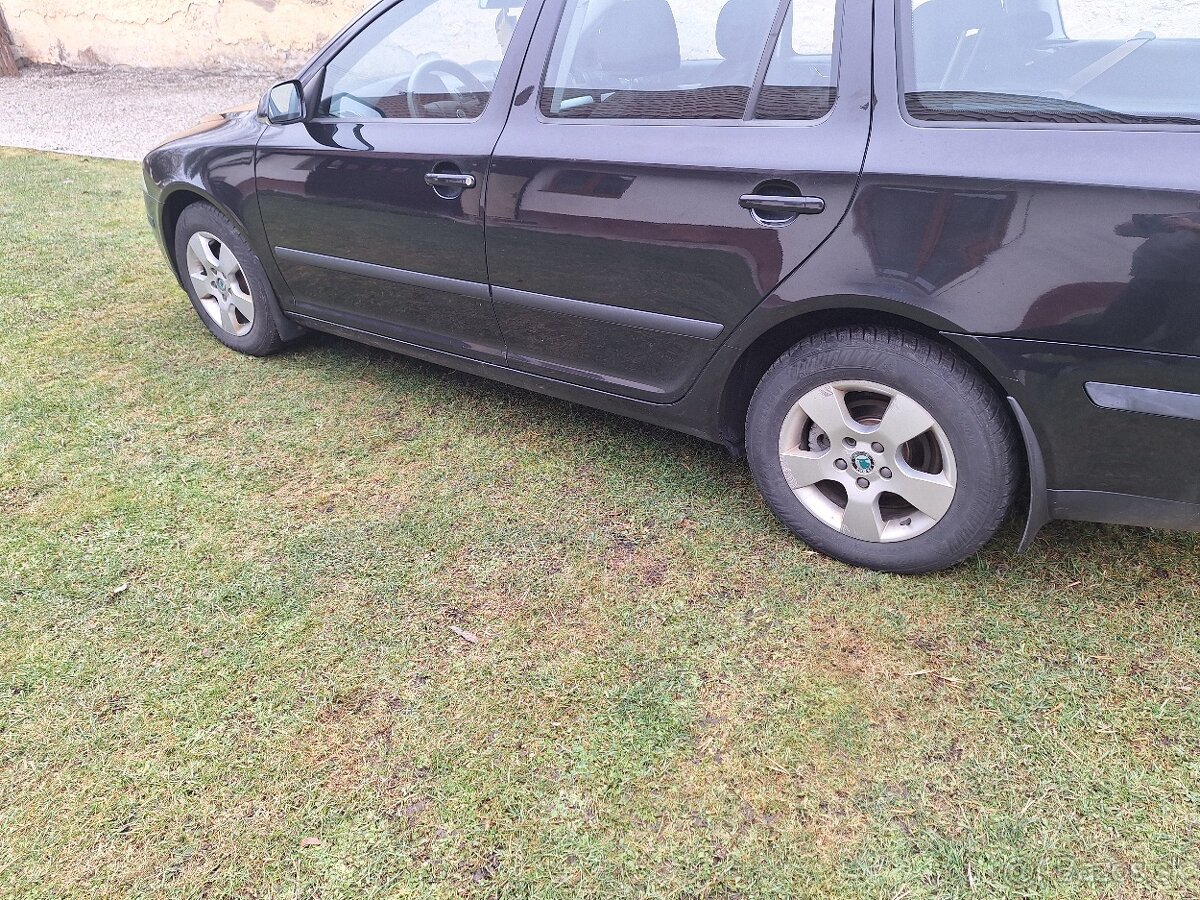 Skoda octavia 2 1.9 77kw rocnik 2008 bez DPF - 3