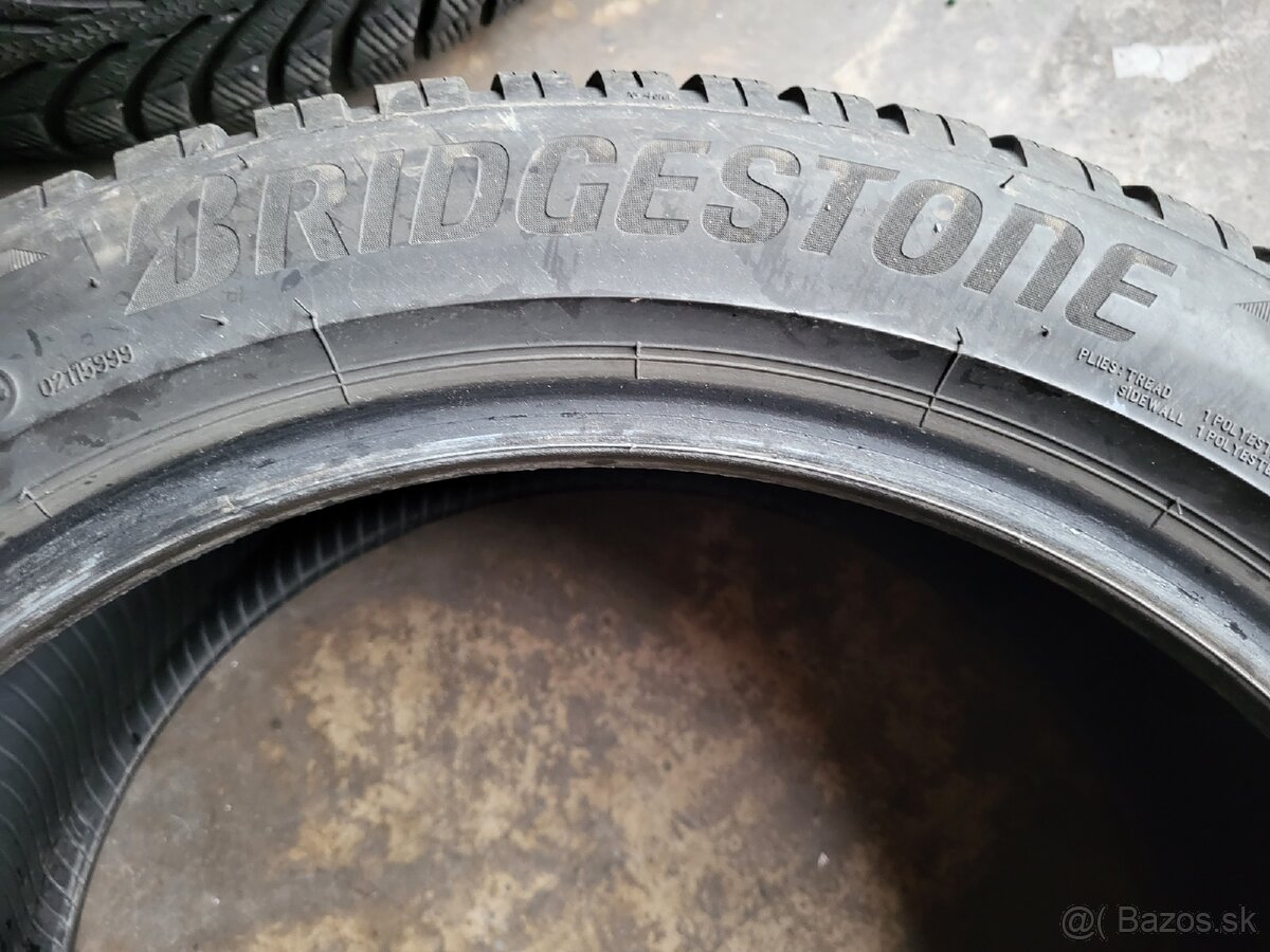 235/45r18 98V,BRIDGESTONE BLIZZAK LM005 - 3
