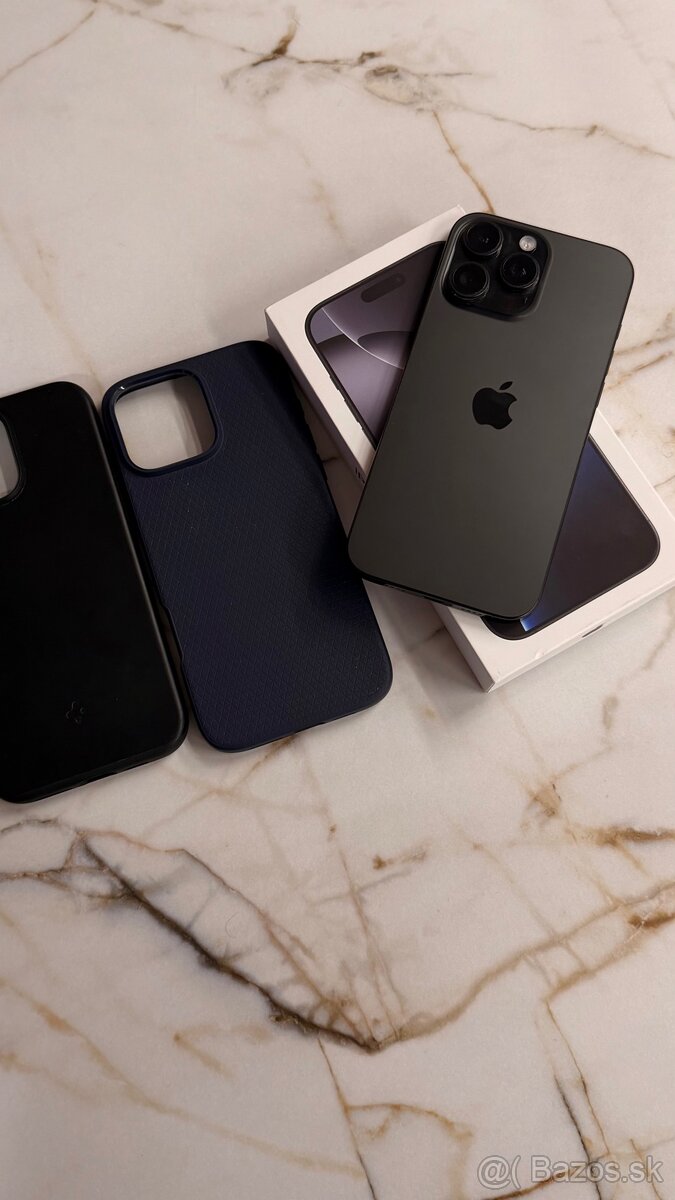 iPhone 16 Pro Max Black Titanium 256 GB - 3