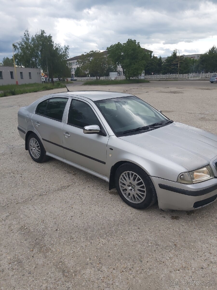 Rozpredám na diely octavia 1 1.9 96kw - 3