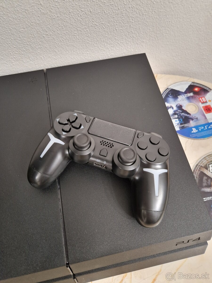 PlayStation 4 Fat 500GB čierna herná konzola - 3