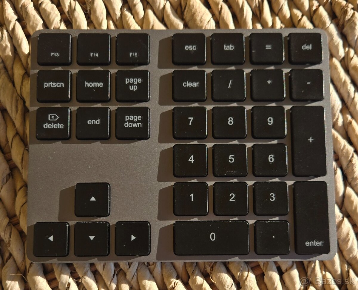 Numerická klávesnica Satechi Keypad (bluetooth) - 3