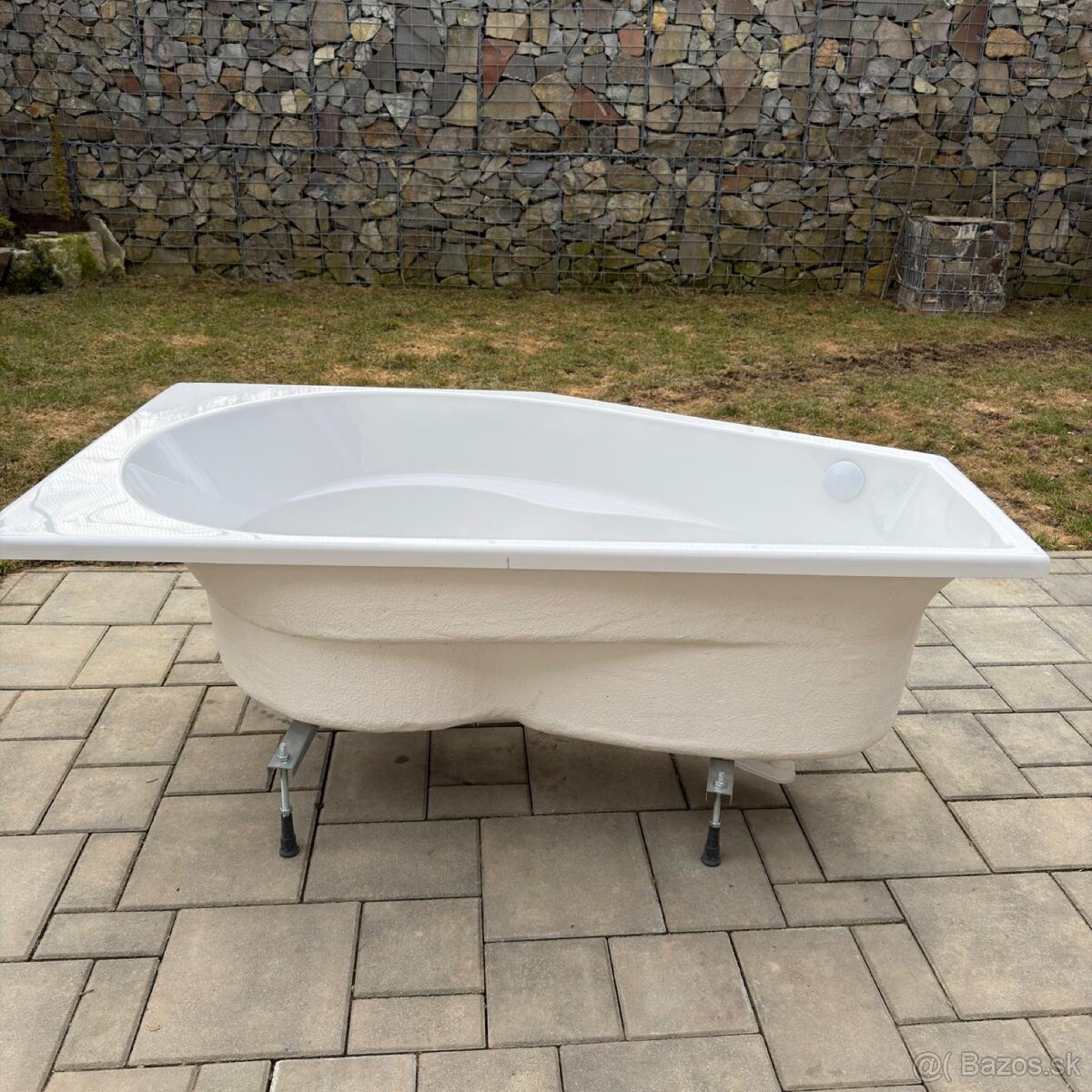 Akrylátová vaňa RIHO - 3