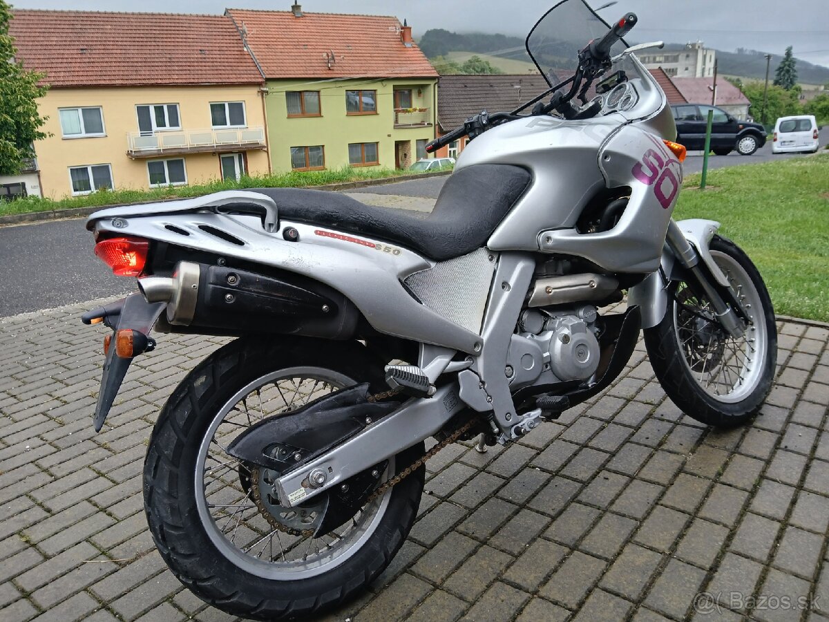 Aprilia Pegaso 650
