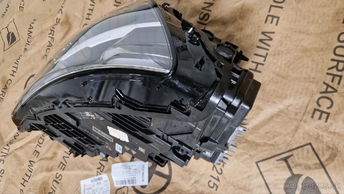 PREDNY PRAVY SVETLOMET AUDI Q8 lift - 3