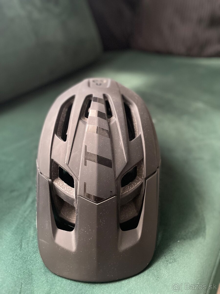 Cyklistická prilba CTM - 3