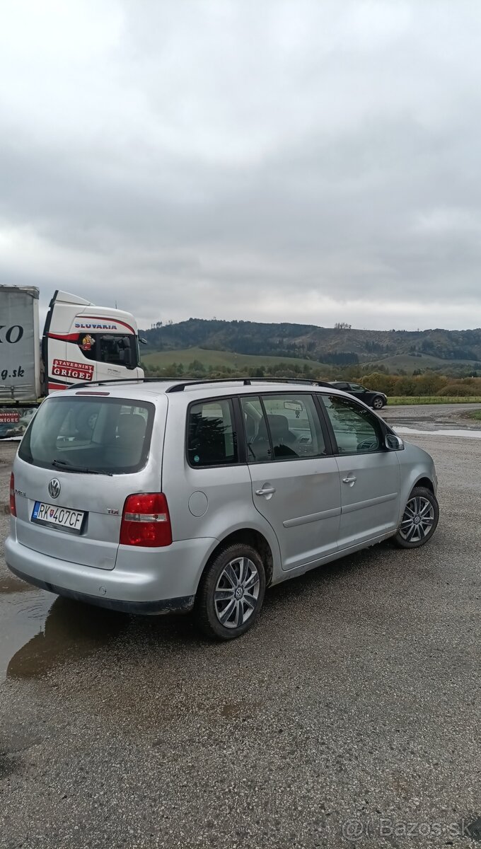 Volkswagen Touran 2.0 TDI 100kw - 3