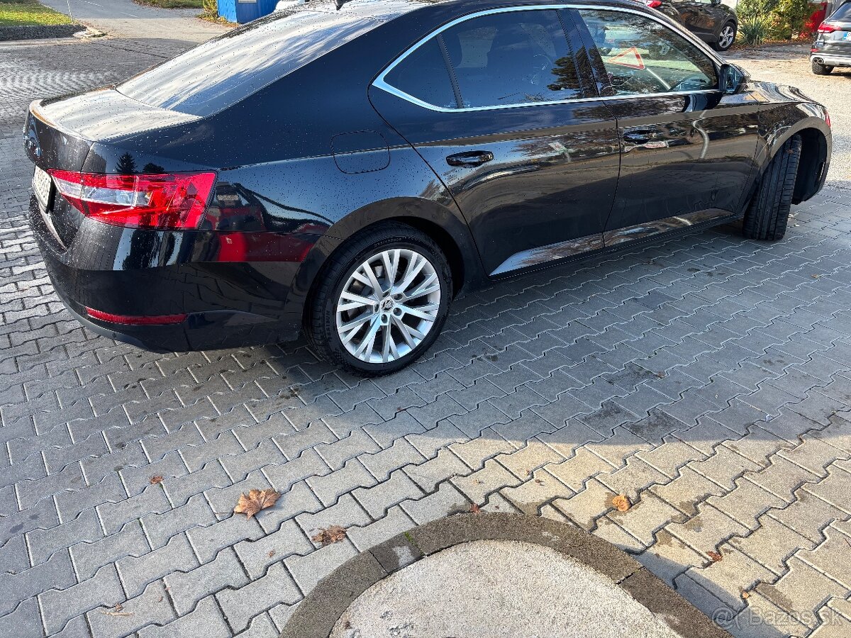 Superb 2022_ DSG 2.0 TDI - 3