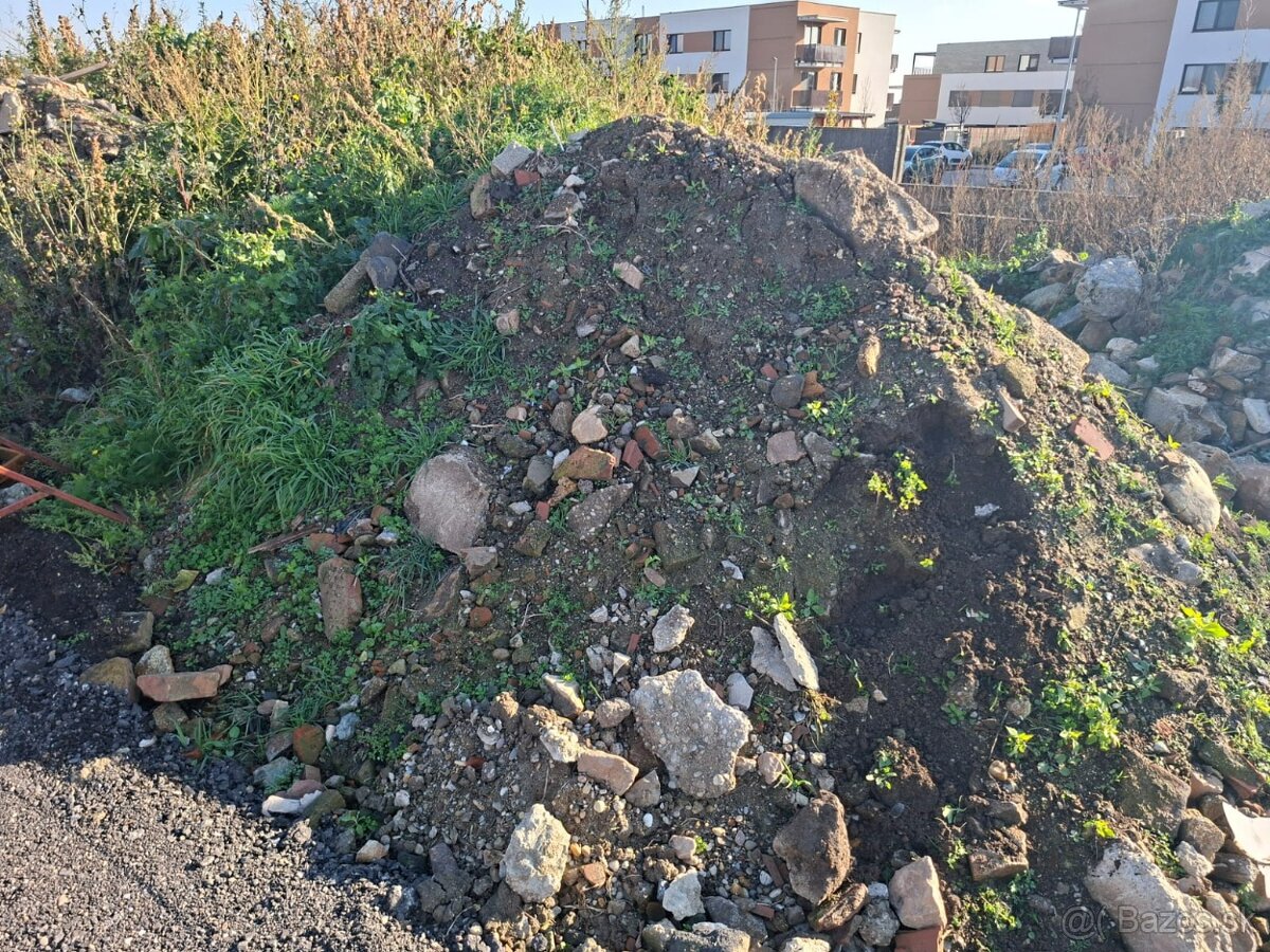 Darujem zásypovú zeminu - 3