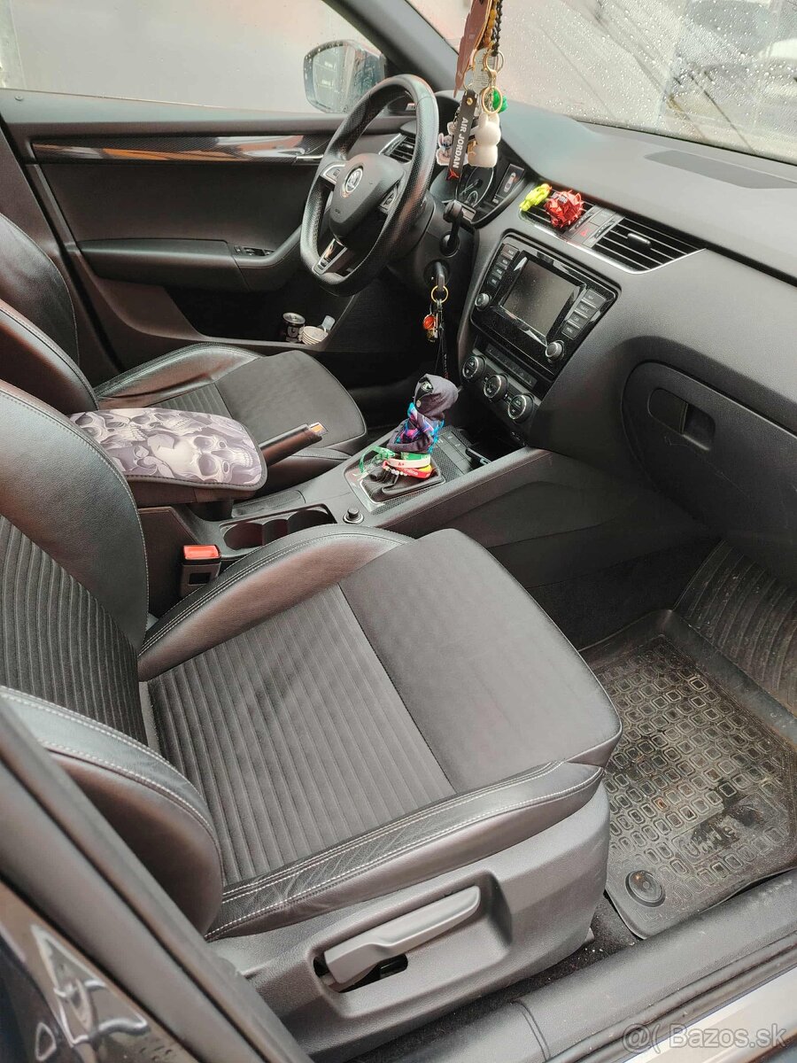 ŠKODA OCTAVIA VRS HATCHBACK R.v. 2015 - 3