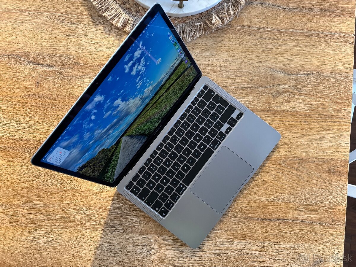 MacBook Air 13” M1 16GB - 3