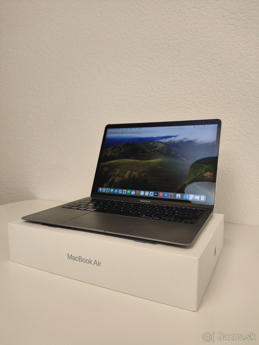 MacBook Air 2020 | i7 • 8GB • 256GB SSD - 3