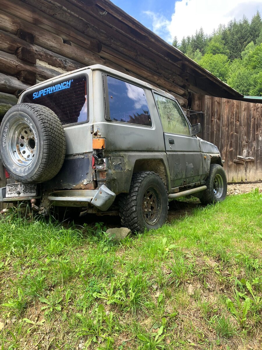 Daihatsu Rocky 2,8 td - 3