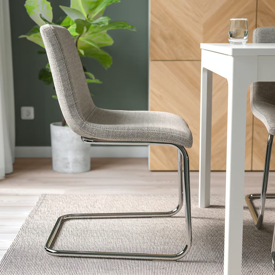 Prodám vybavení bytu 2+kk IKEA a ETA - 3