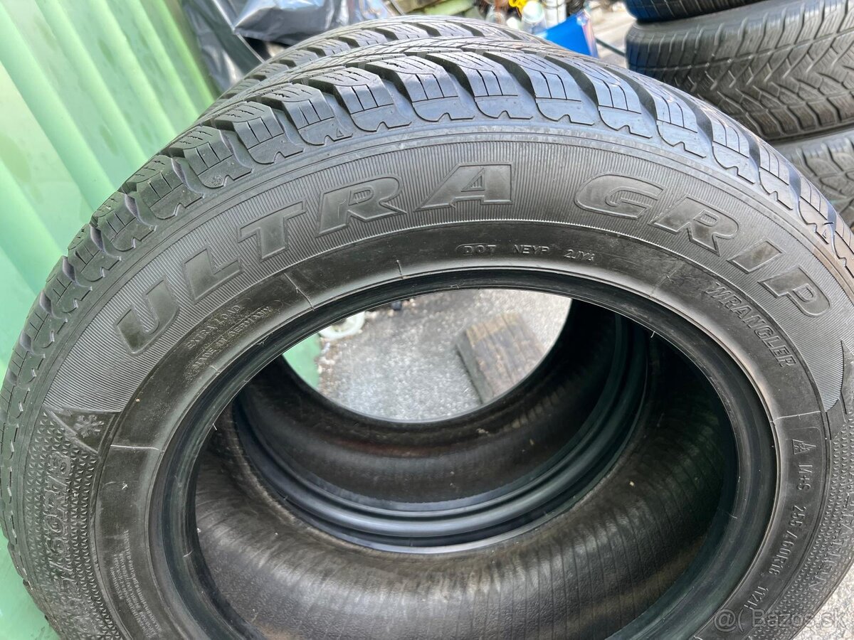 Zimne pneumatiky Goodyear 255/60R18 - 3