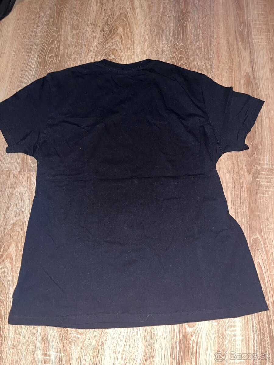 Čierne tričko s potlačou kuchára a grafikou kebabu - 3