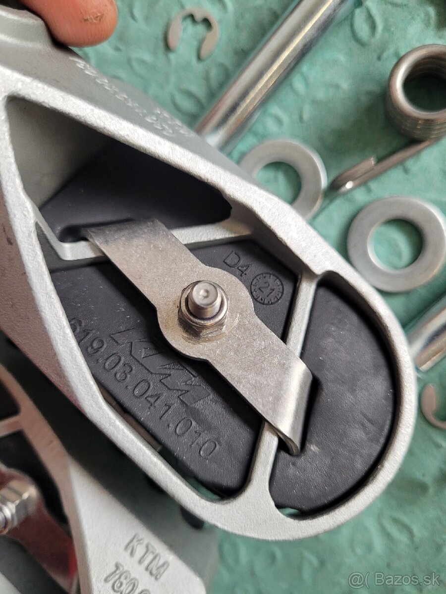 Stupačky KTM super adventure sada - 3