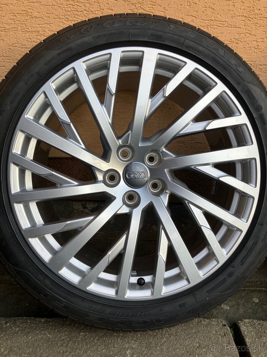 Letná sada Audi A8 - 3