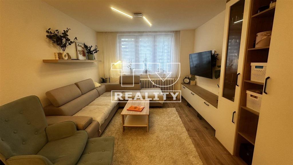 2-IZBOVÝ BYT,KOMPLETNÁ REKONŠTRUKCIA,BALKÓN,RAČA,54m2 - 3