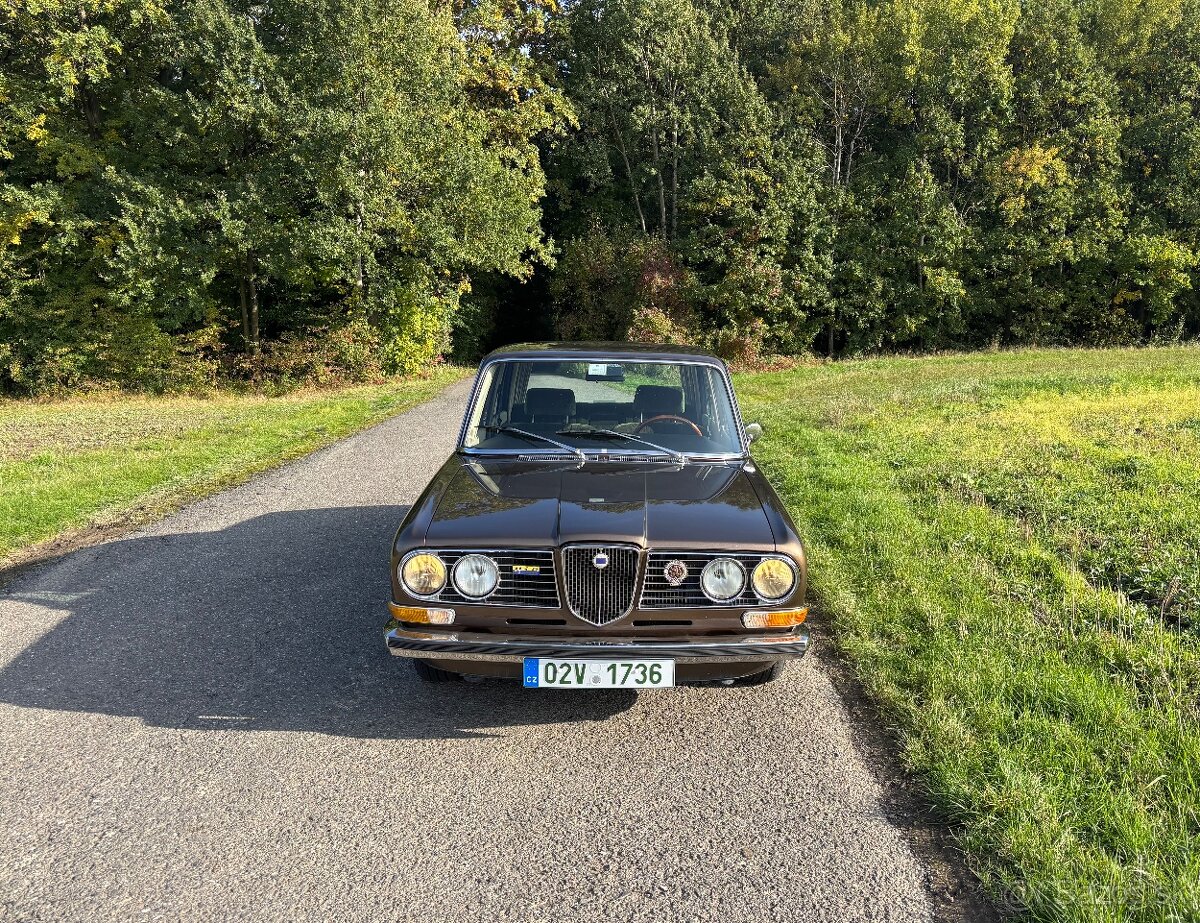 Krásná Lancia 2000 Berlina - 3