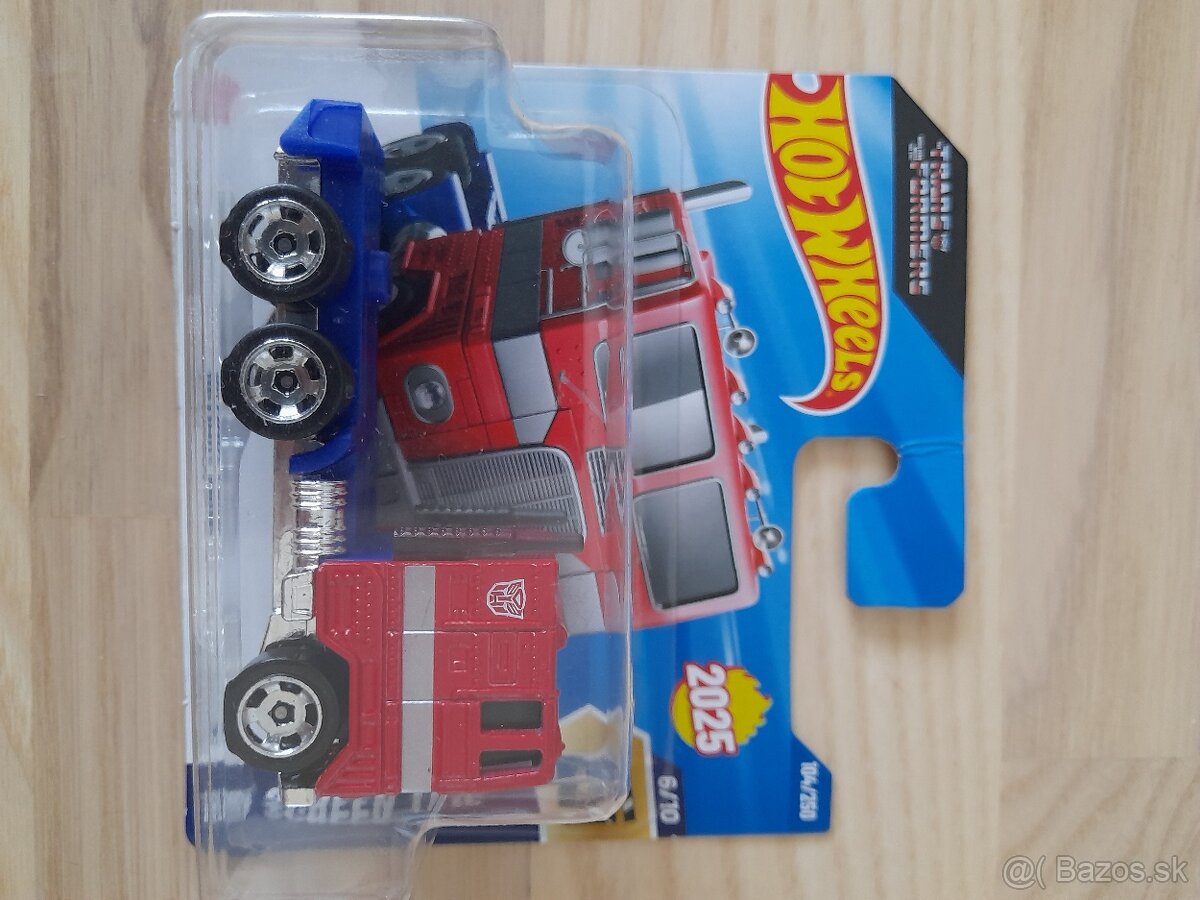 Hot wheels Optimus Prime Transformers - ťahač aj kamión - 3