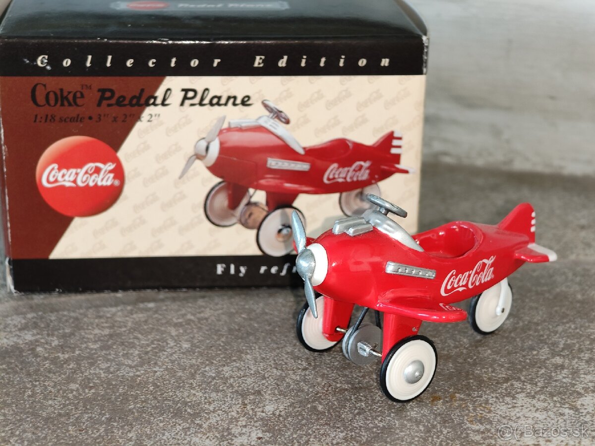 Coca cola pedal plane - 3