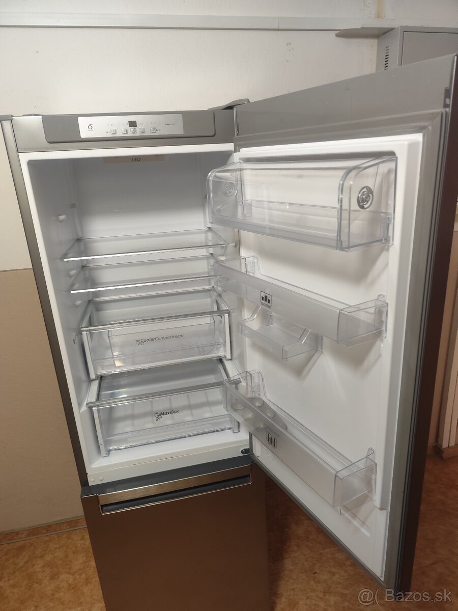 Kombinovaná chladnička Whirpool - 3