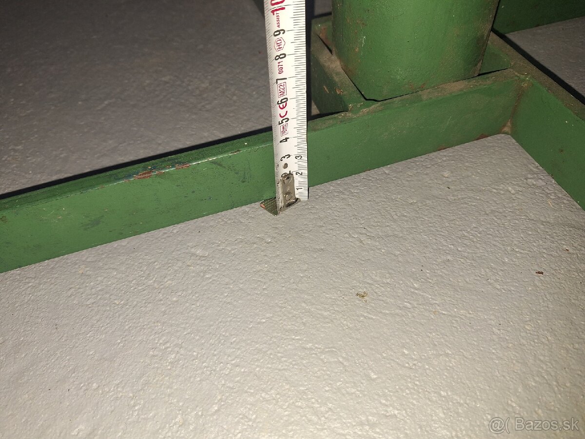 Predám stojan na vianocny stromcek. - 3