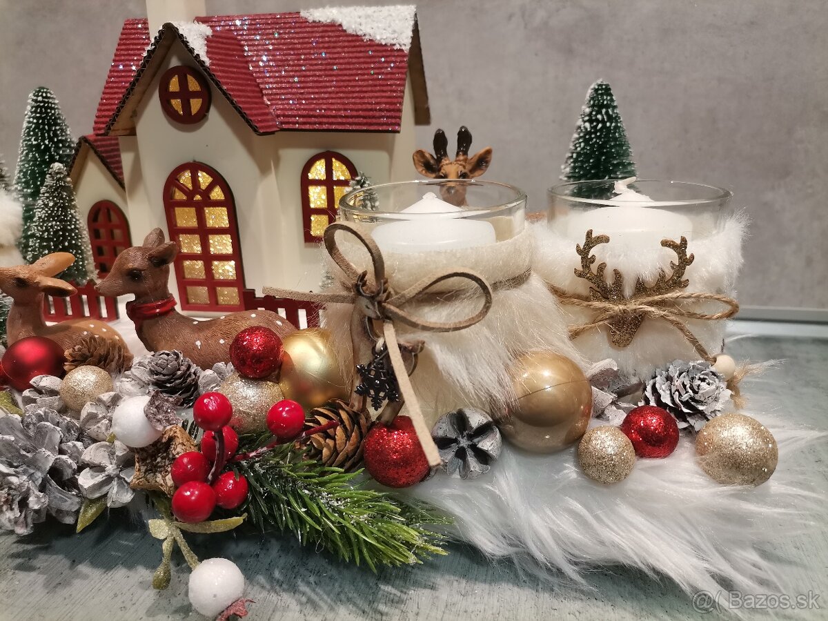 Vianočný svietnik s červeným domčekom - 3