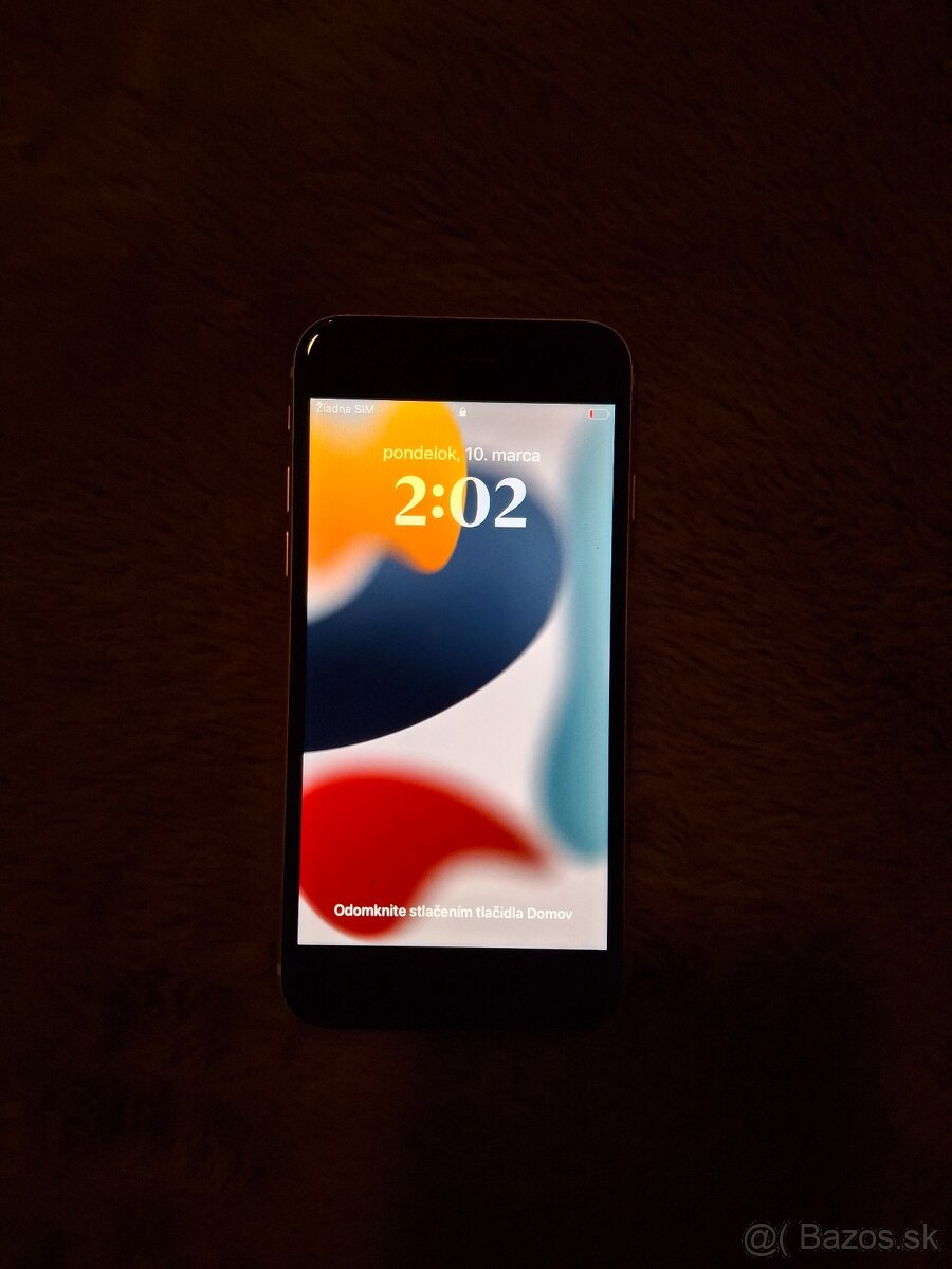 iPhone SE 64 GB - biela - 3