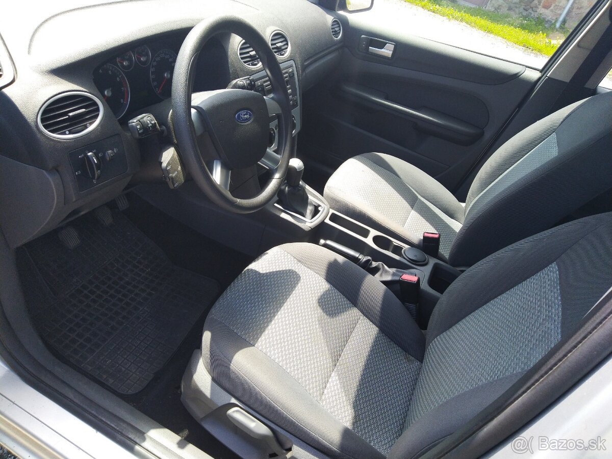 Ford Focus II 1,6 16V 74kW, r. v. 2006 - náhradní díly - 3