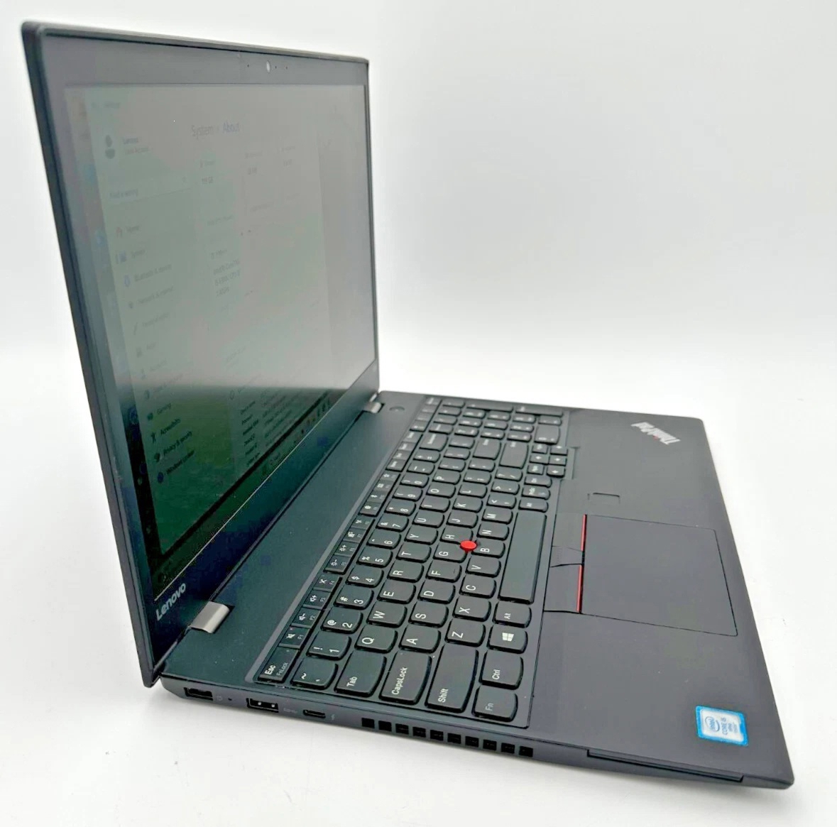 Lenovo Thinkpad T570 | i5 • 8GB RAM • 256GB SSD - 3