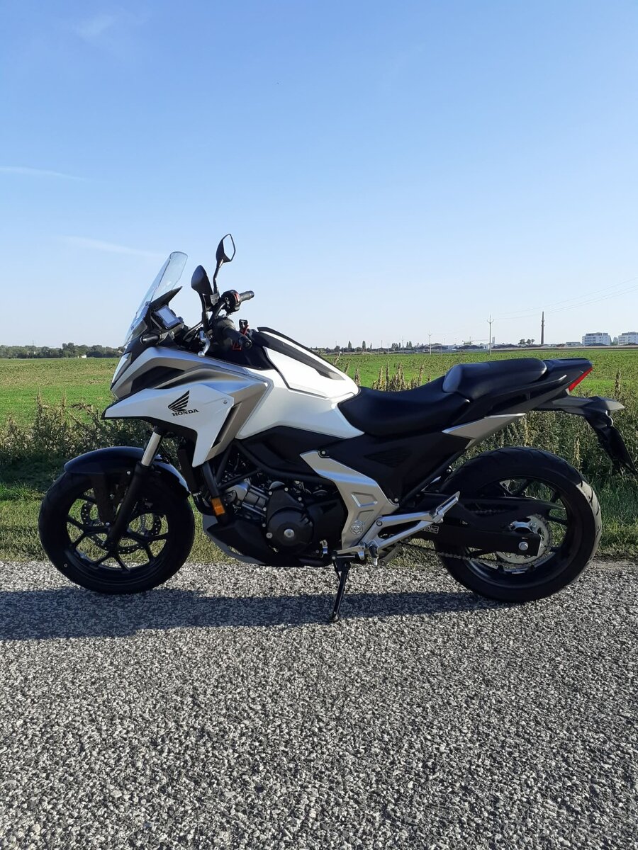 HONDA NC750X - 3