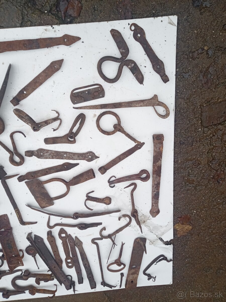 Staré kované výrobky veci - 3