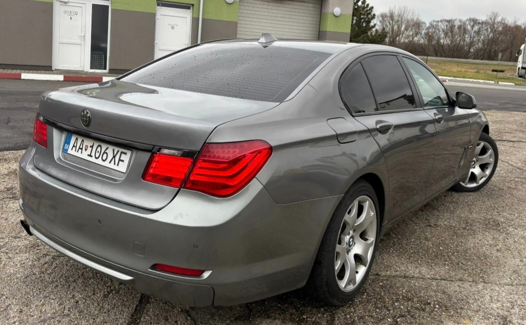 🚗Predám BMW 7 f01 730d - 180kw - 3