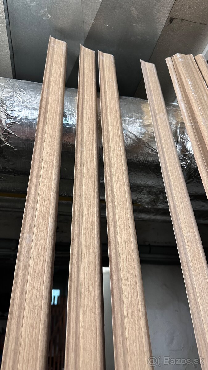 Soklová lišta PVC - 3