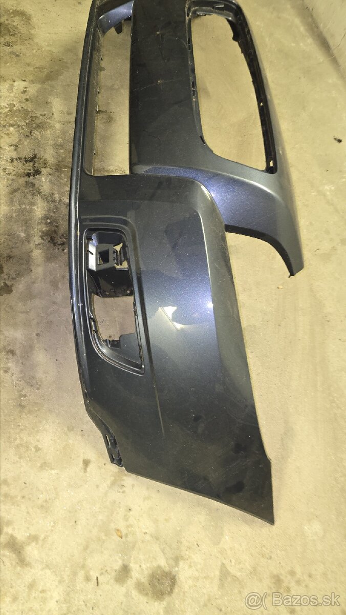 Predný nárazník Volvo V50 - 3