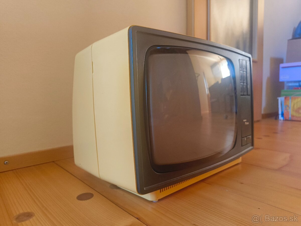 Televízor Tesla Pluto (4159 AB) - 3